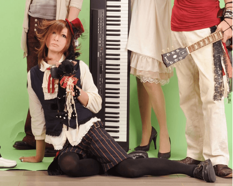 “My Daughters Say Daddy Is Cute”: 47-Year-Old Japanese Musician Opens Up About Life as a Crossdressing Father
