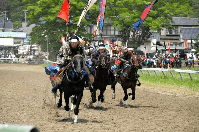 Horse runs out of course during traditional Fukushima festival, injuring six people